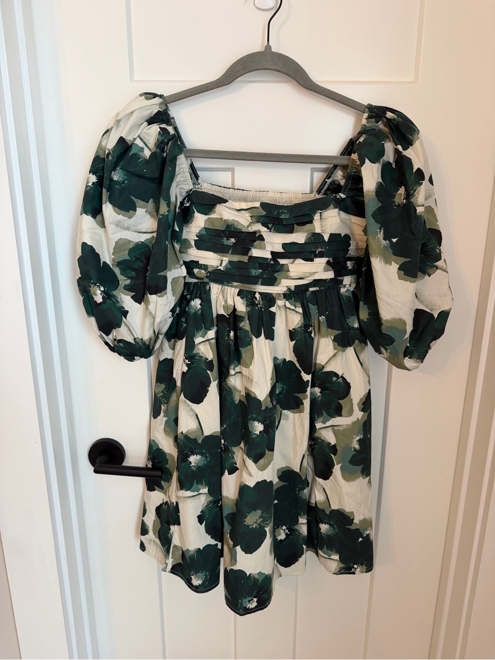 Abercrombie Floral Puff-Sleeve Mini Dress in Green and White